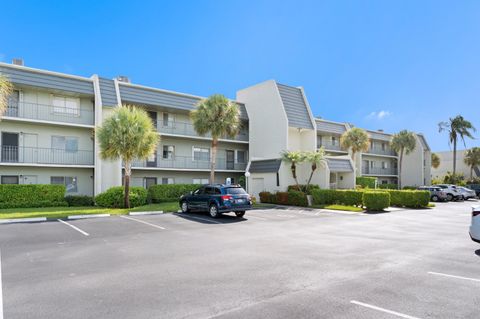 A home in Lake Worth