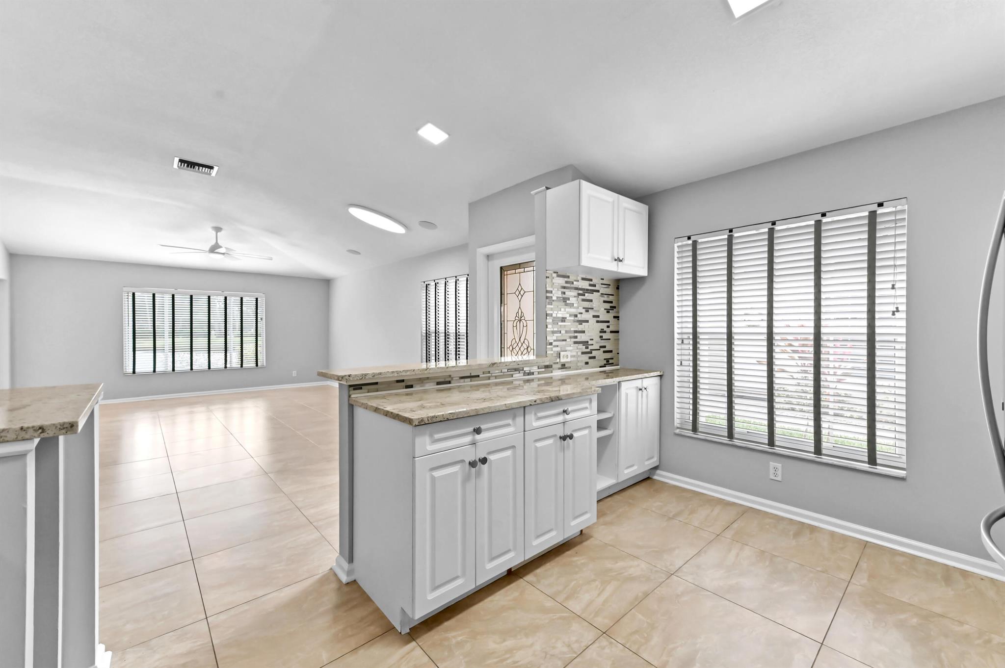 ANDROS ISLE - Residential