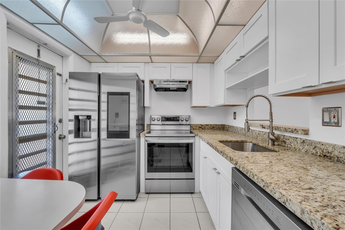 4441 NW 16th Street J311