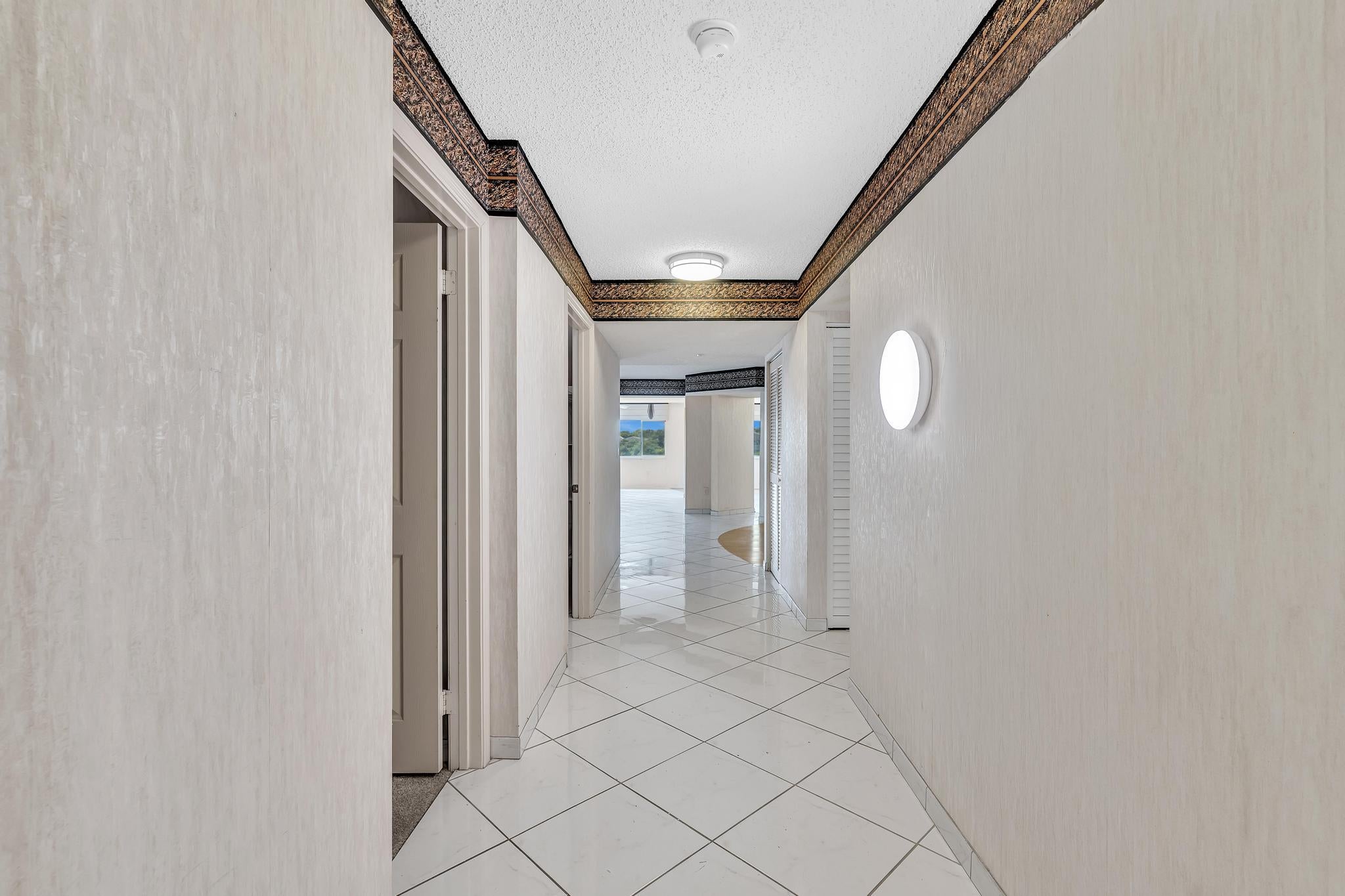 7557 GRANVILLE Drive 305
