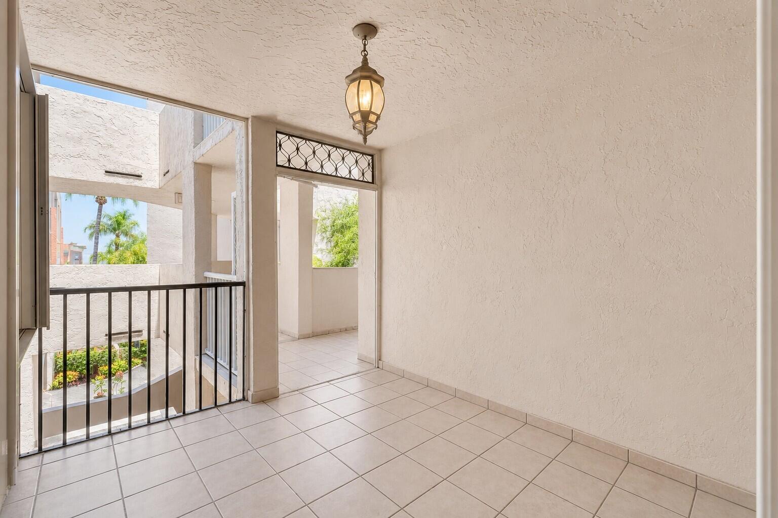 7557 GRANVILLE Drive 305