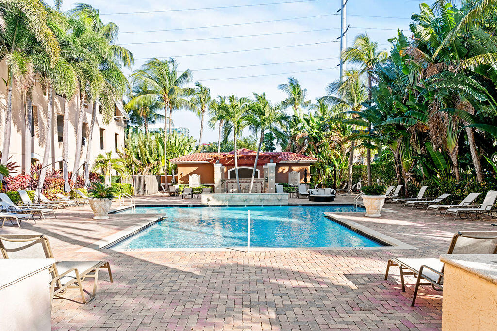 MONTECITO PALM BEACH CONDO - Residential