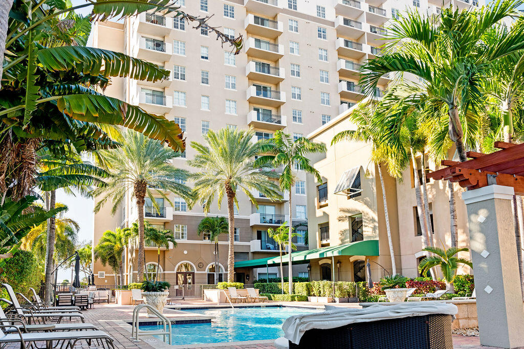 MONTECITO PALM BEACH CONDO - Residential