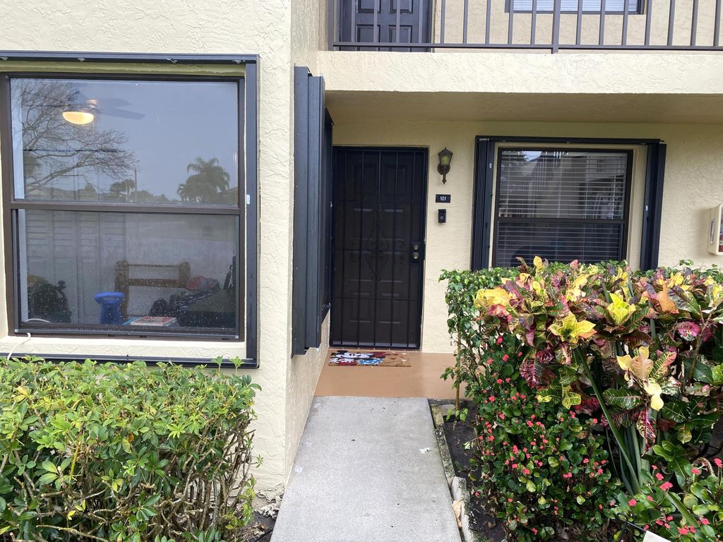 Photo of 4712 Lucerne Lakes Boulevard E #101, Lake Worth, FL 33467 (MLS # R11103225)