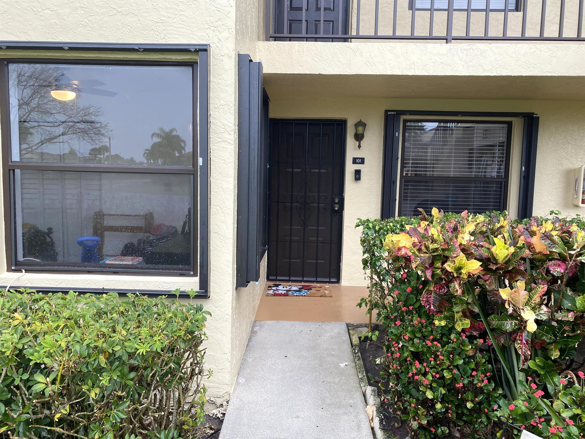 4712 Lucerne Lakes Boulevard E 101