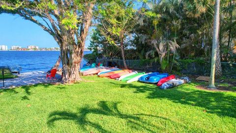 1516 S Lakeside Drive 307 Lake Worth Beach FL 33460