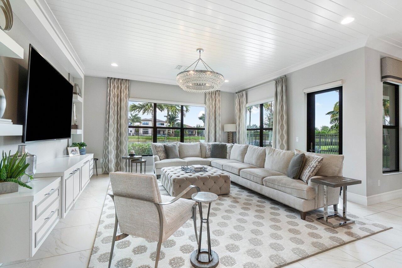 BRIARWOOD / BOCA BRIDGES - Residential