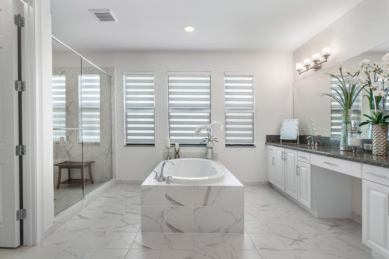 BRIARWOOD / BOCA BRIDGES - Residential