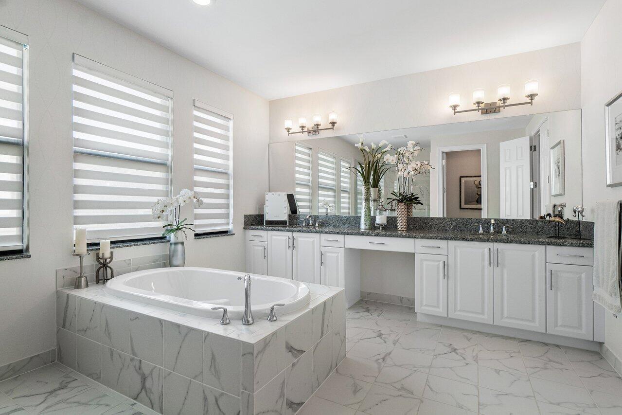 BRIARWOOD / BOCA BRIDGES - Residential