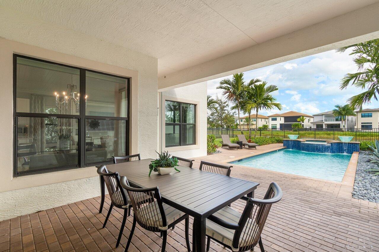 BRIARWOOD / BOCA BRIDGES - Residential