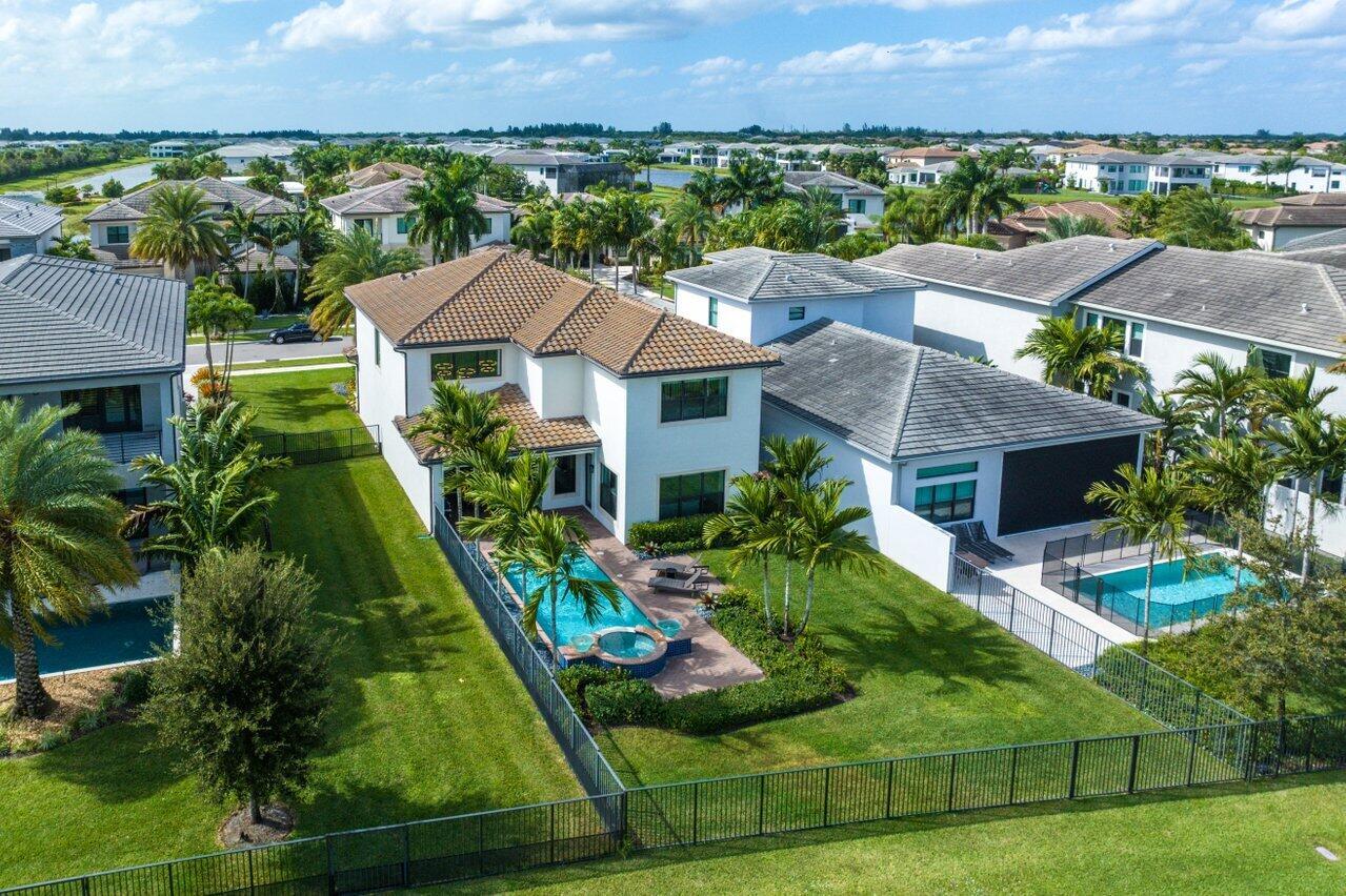 BRIARWOOD / BOCA BRIDGES - Residential