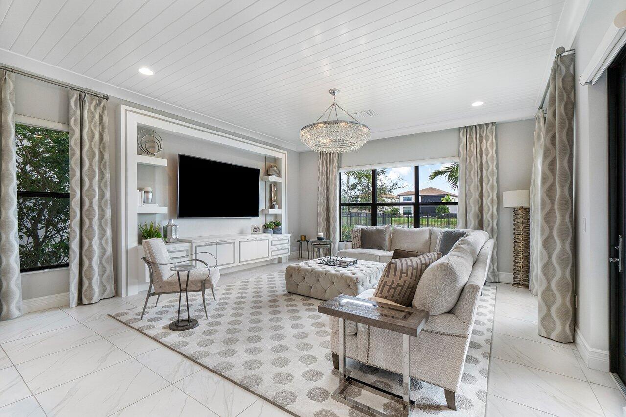 BRIARWOOD / BOCA BRIDGES - Residential