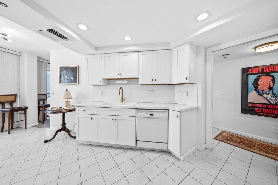 THIRTY FIVE SIXTY CONDO - Residential