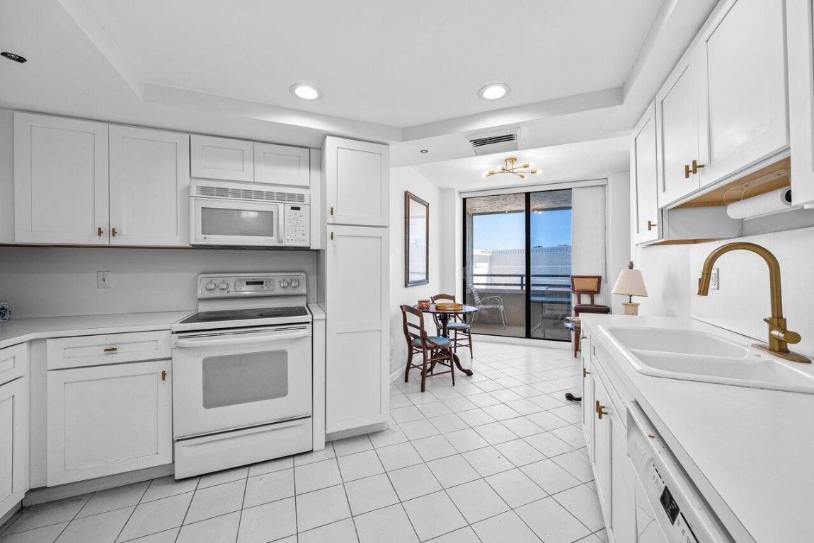 THIRTY FIVE SIXTY CONDO - Residential