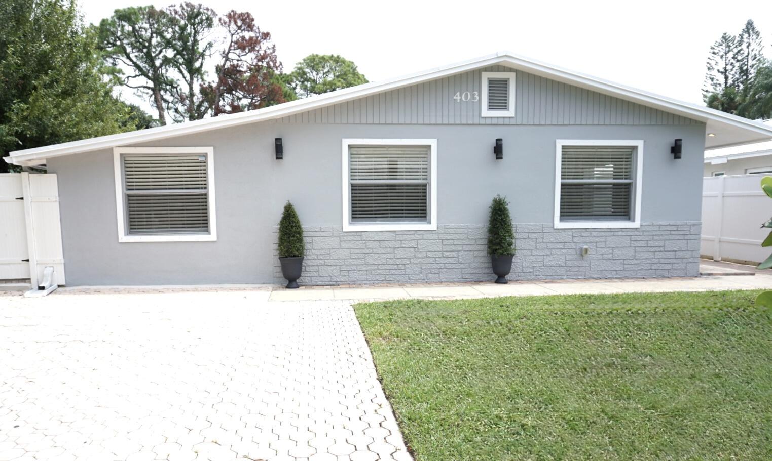 403 Pinegrove Avenue