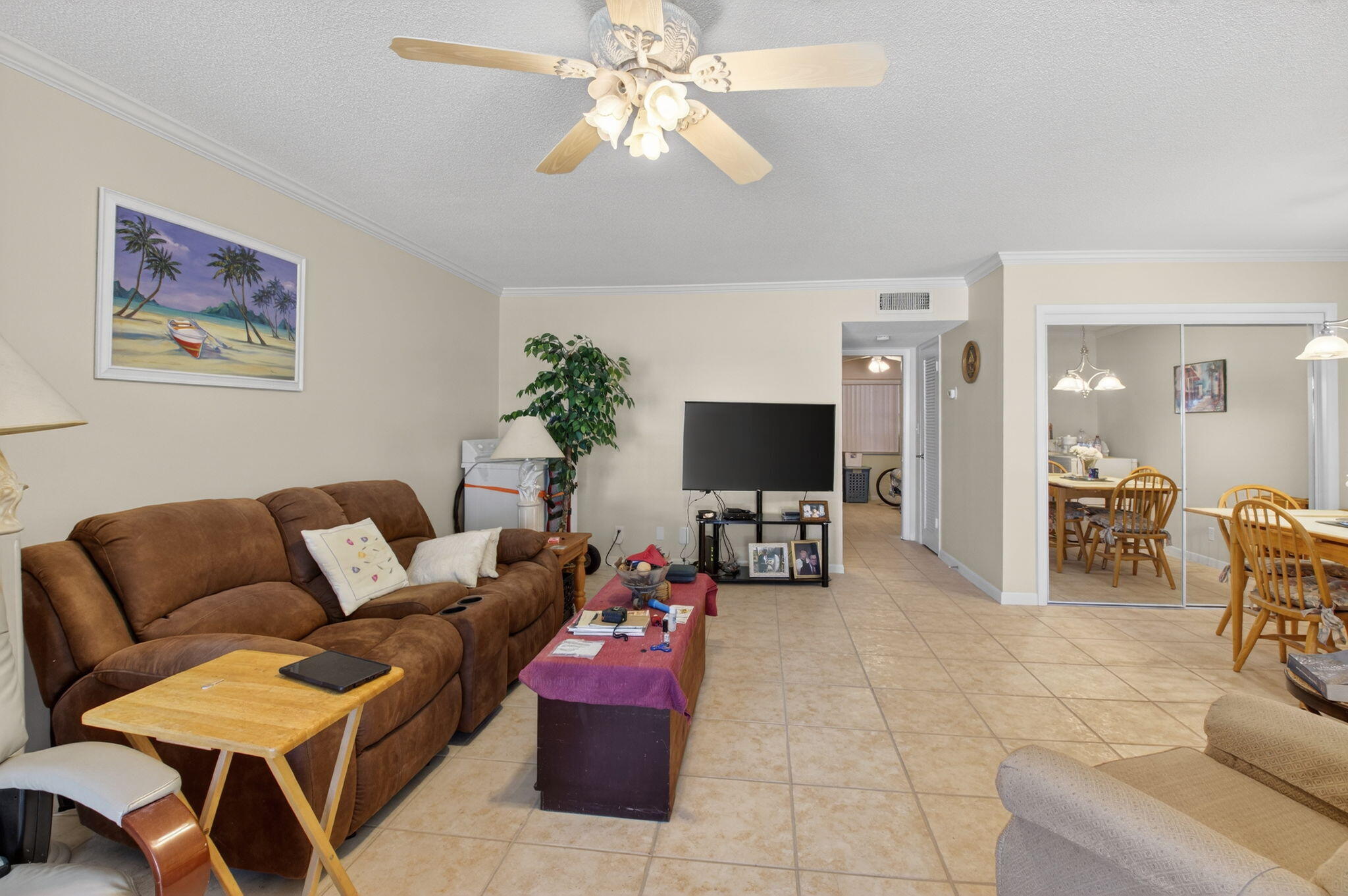 HIGH POINT OF DELRAY BEACH CONDO SEC I - Residential
