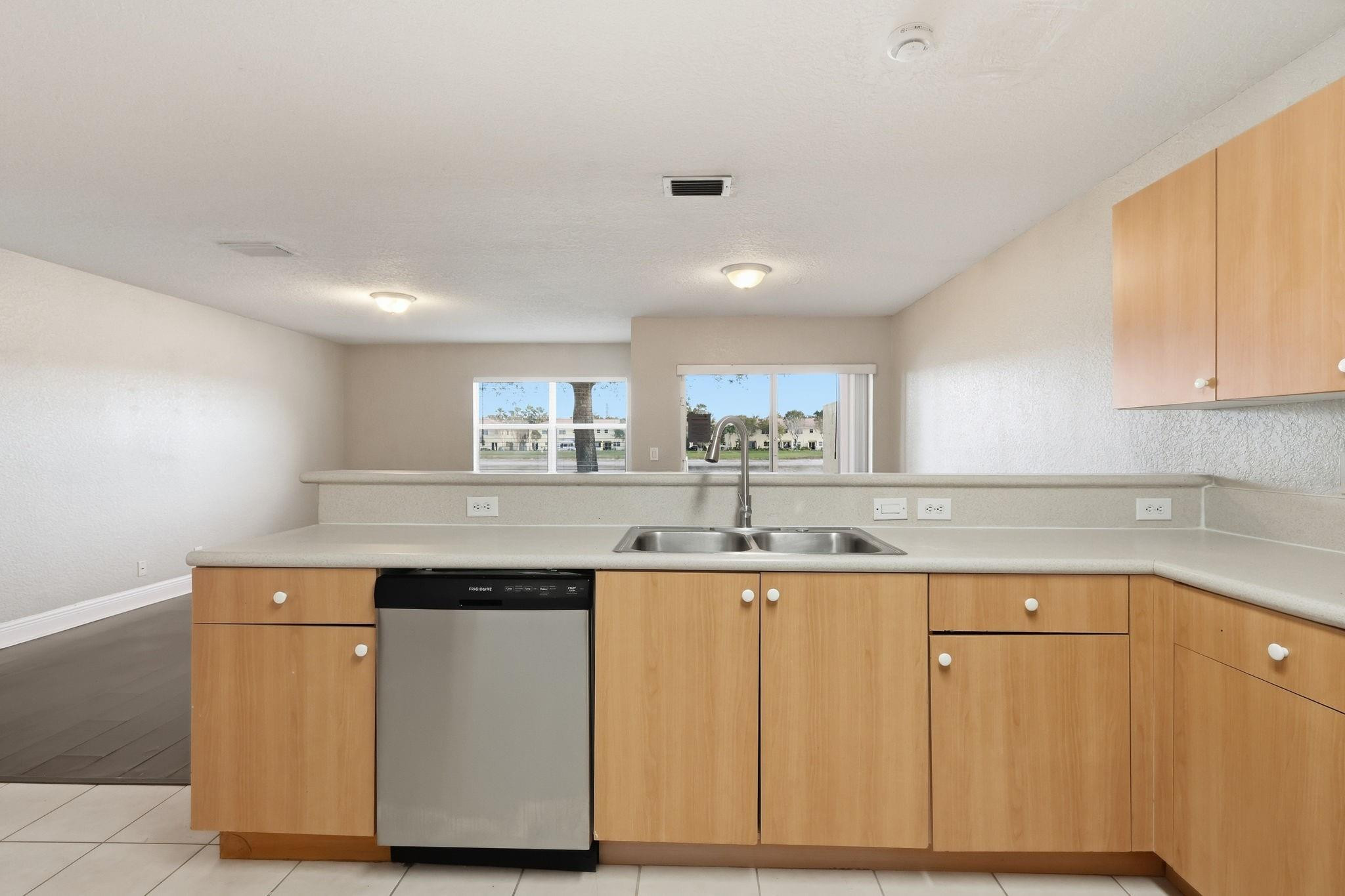 WATERWAYS TAHERI - Residential