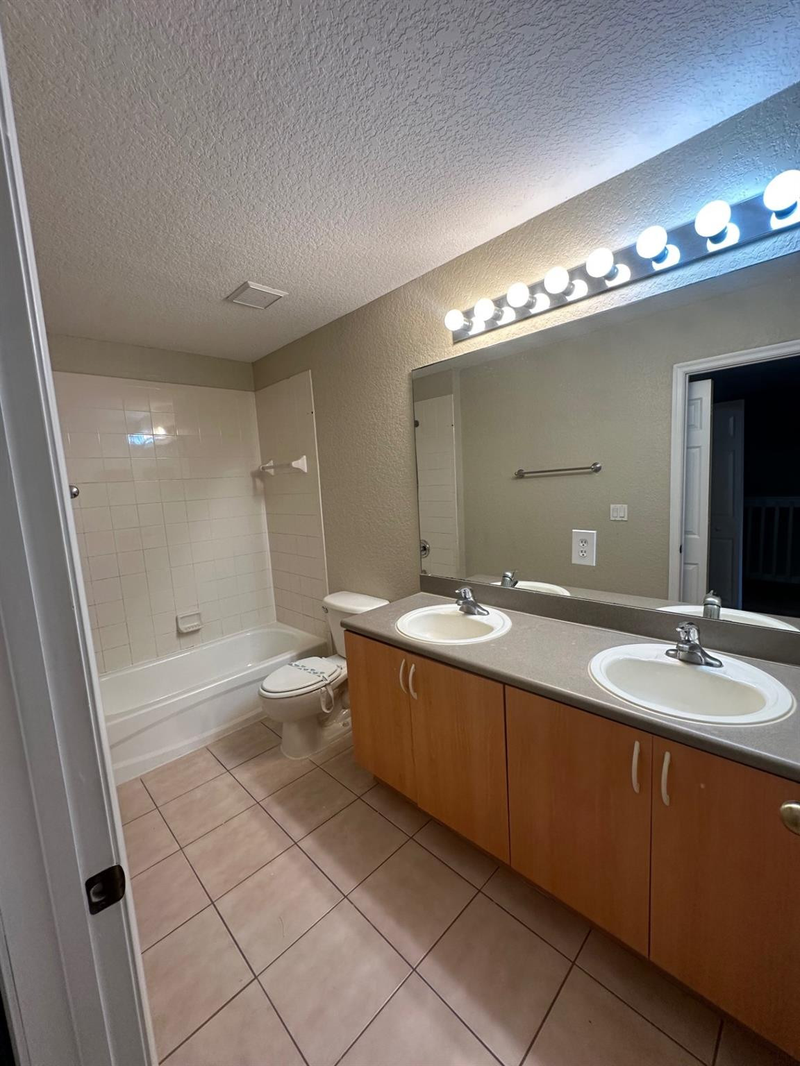 WATERWAYS TAHERI - Residential