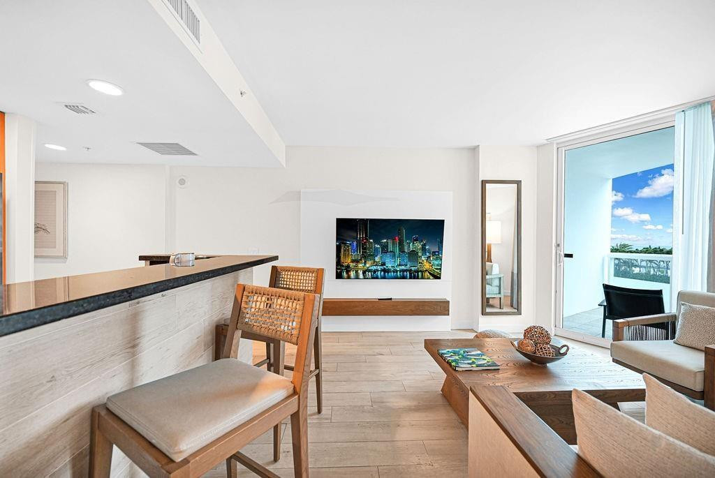 View photos, virtual tours, details... 505 N Ft Lauderdale Bch Boulevard 805