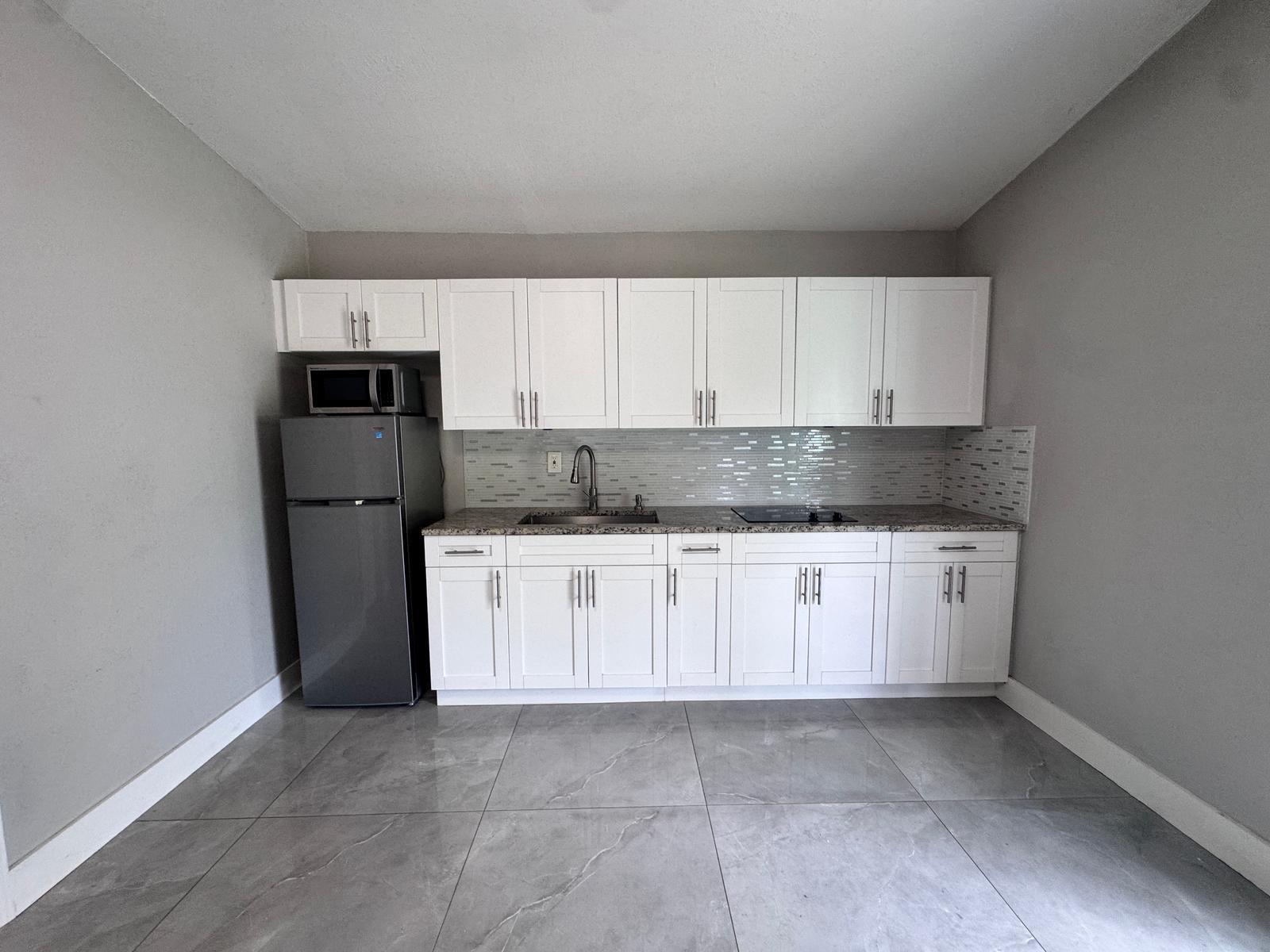 PORT ST LUCIE SECTION 13 - Residential Lease