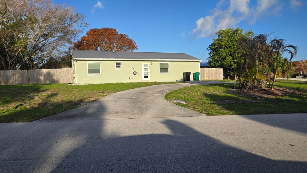 Photo of 2538 SE Allen Street, Port Saint Lucie, FL 34984 (MLS # B26013643)
