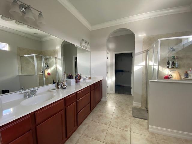 CASTELLINA - Residential Lease