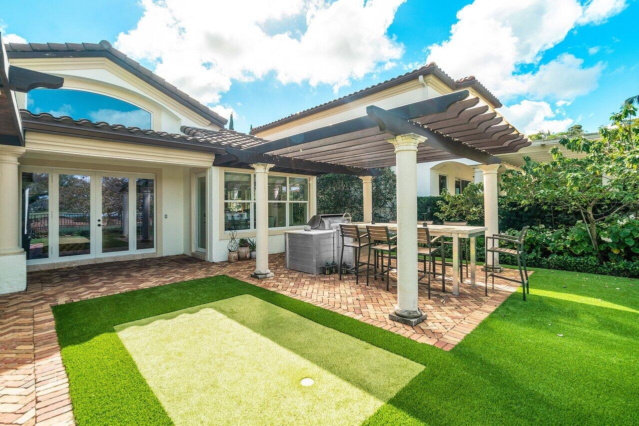 REGENTS PLACE - Residential