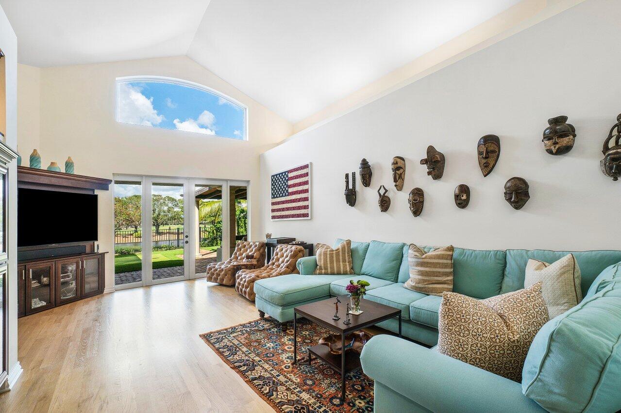 REGENTS PLACE - Residential