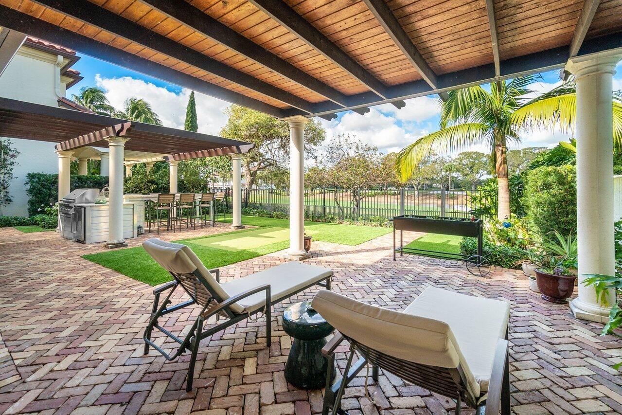 REGENTS PLACE - Residential