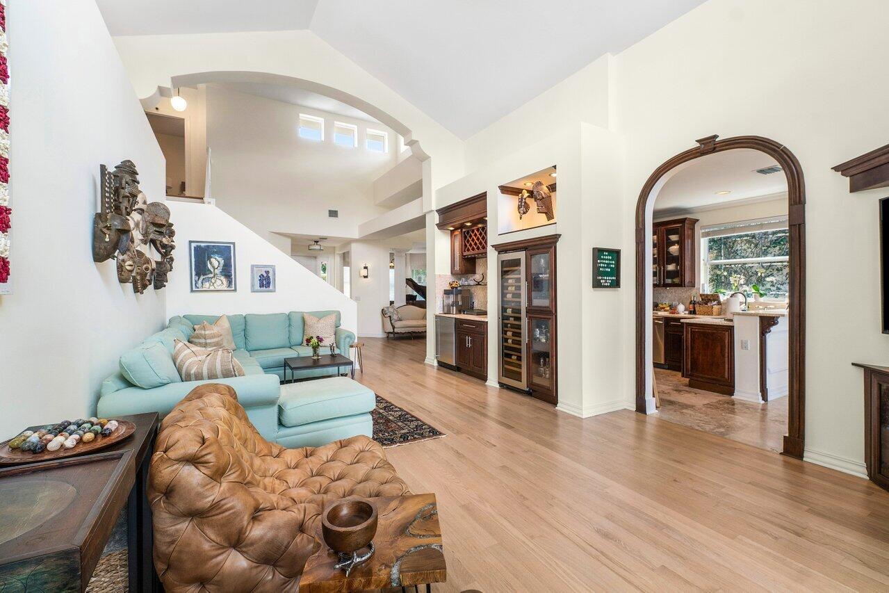 REGENTS PLACE - Residential