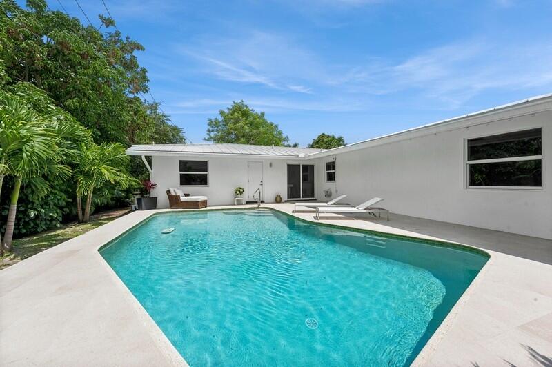 Tropic Palms - Residential