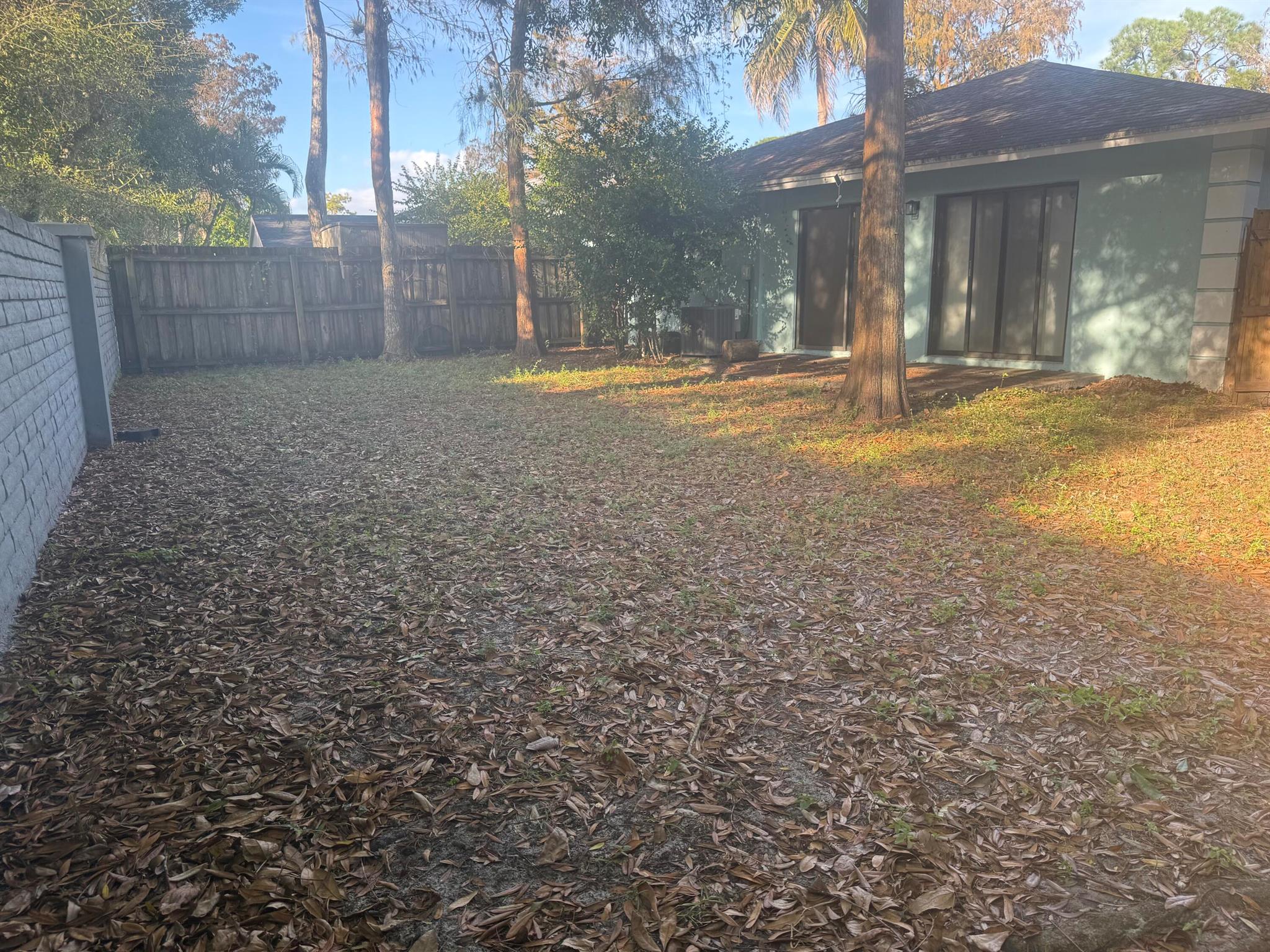 SUGAR POND MANOR OF WELLI - Residential