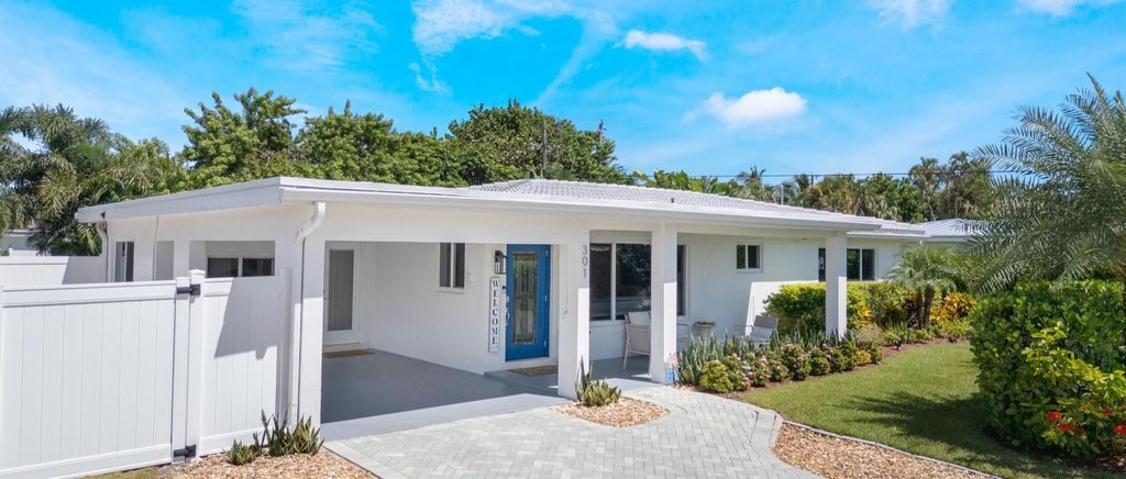 Photo of 301 NE 23rd Street, Boca Raton, FL 33431 (MLS # F10526240)