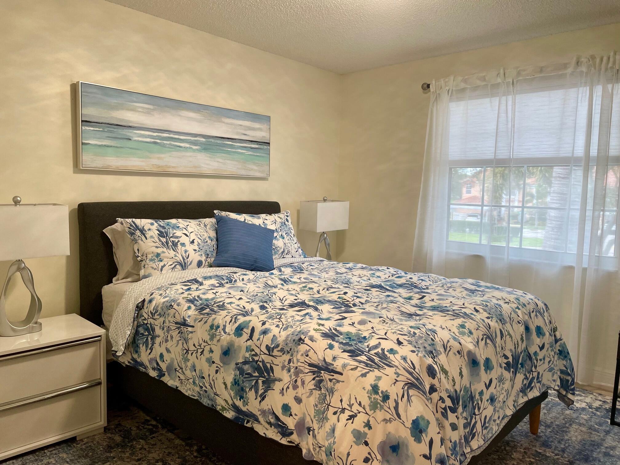 PALM ISLES I, II AND III - Residential Lease