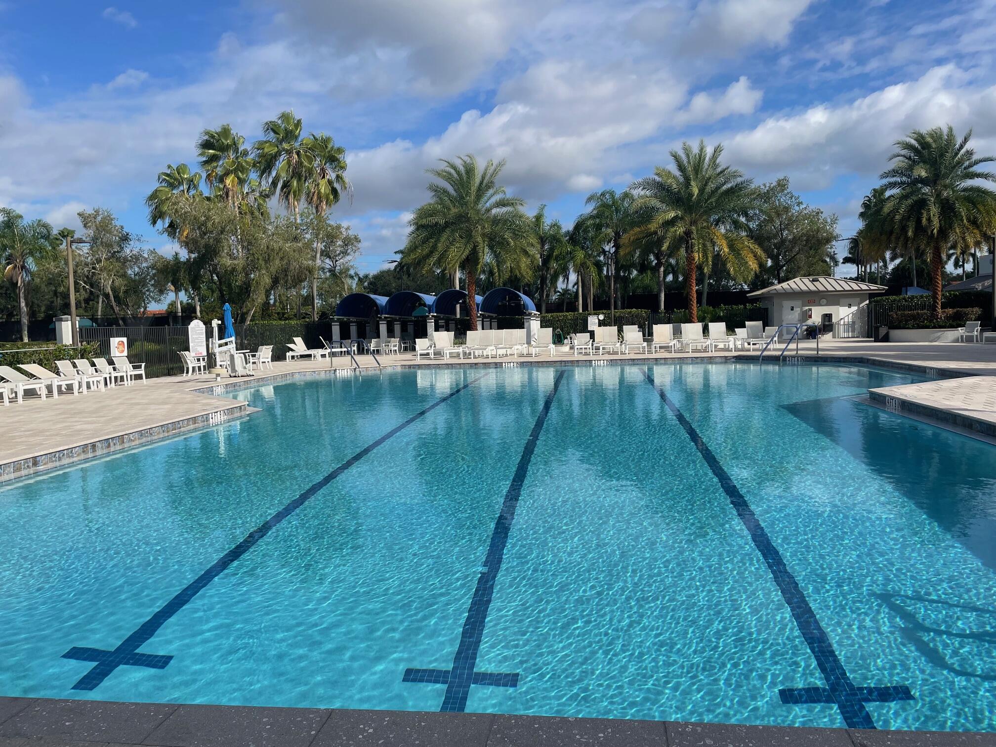 PALM ISLES I, II AND III - Residential Lease