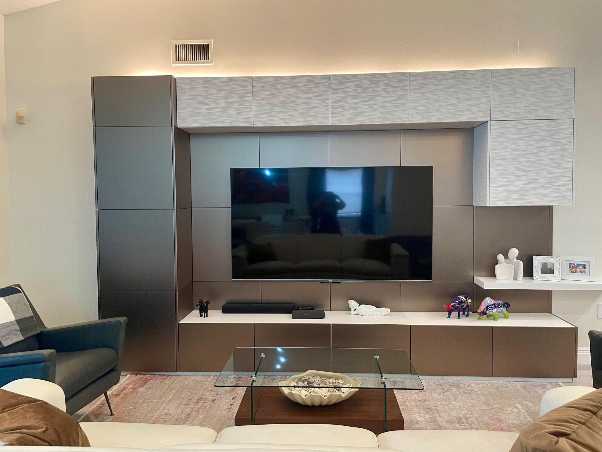 PALM ISLES I, II AND III - Residential Lease