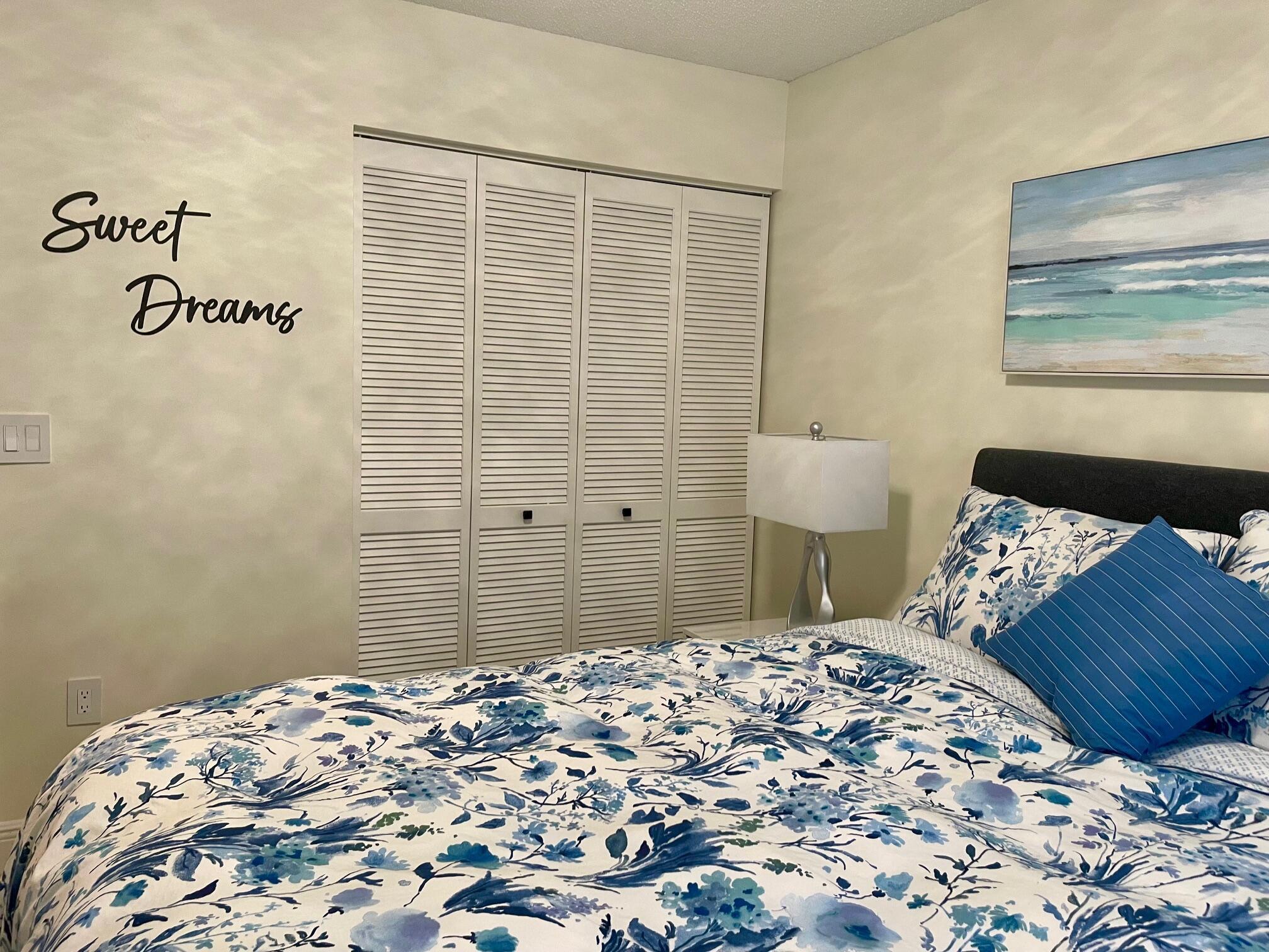 PALM ISLES I, II AND III - Residential Lease