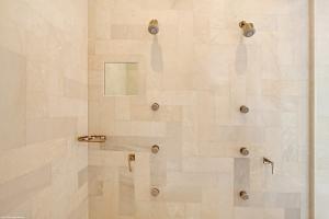 OLD PALM - Residential