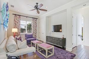 OLD PALM - Residential