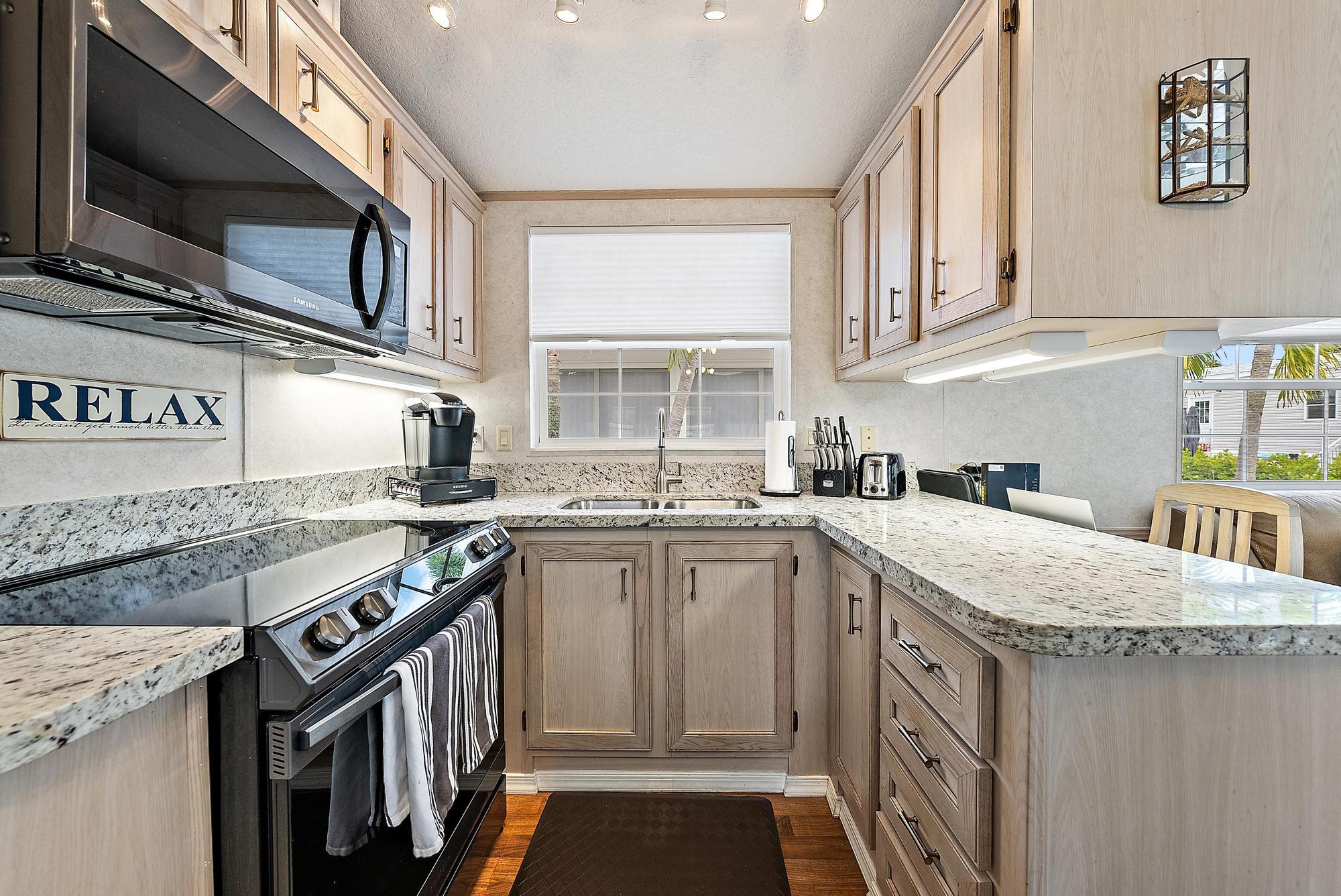 YOGI-BY-THE-SEA CONDO - Residential