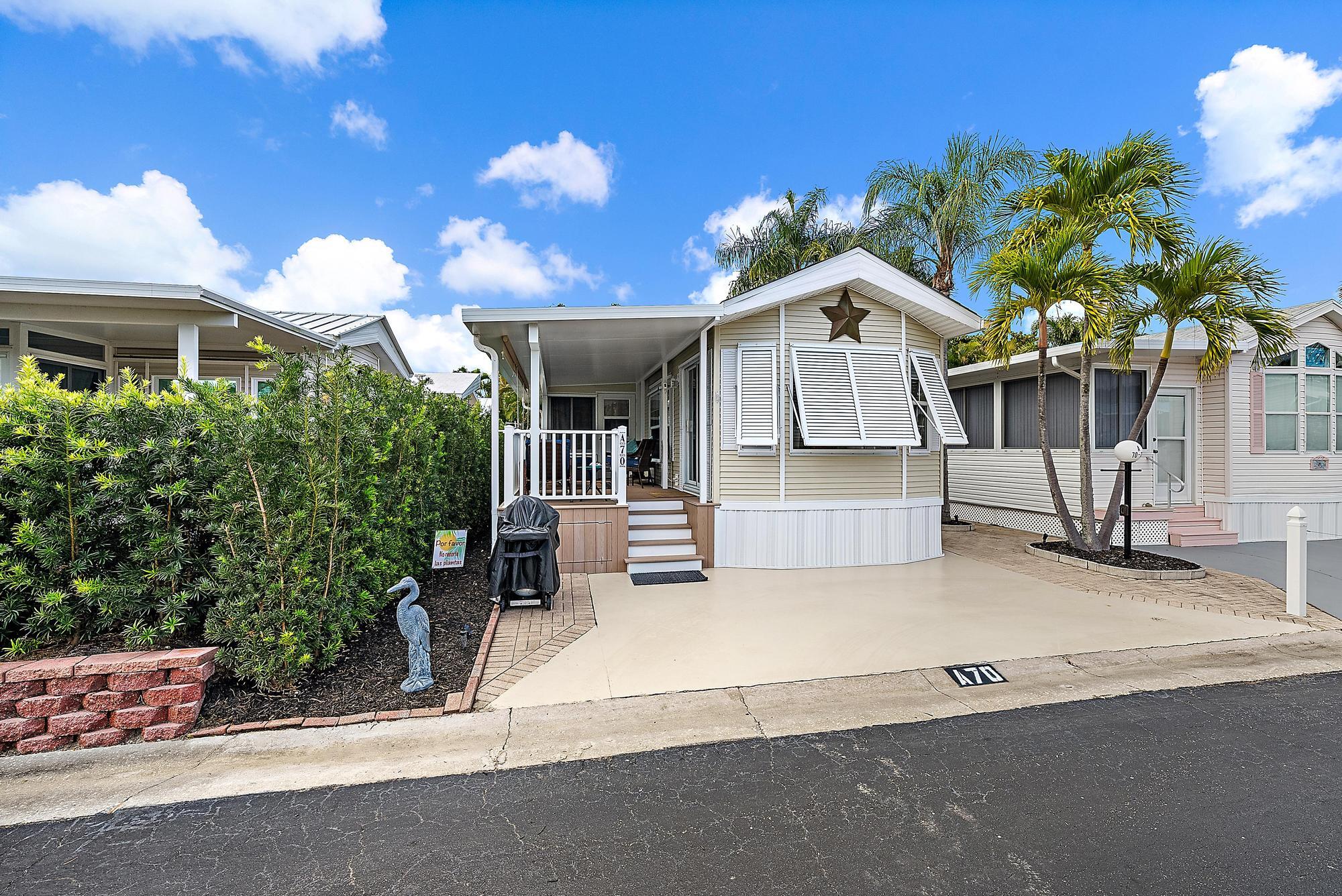 YOGI-BY-THE-SEA CONDO - Residential