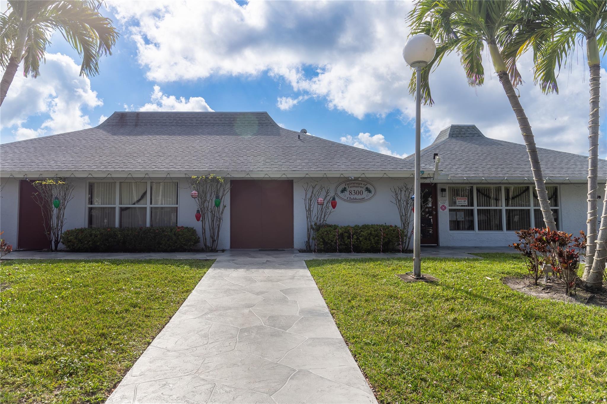 FAIRWAYS OF TAMARAC - Residential