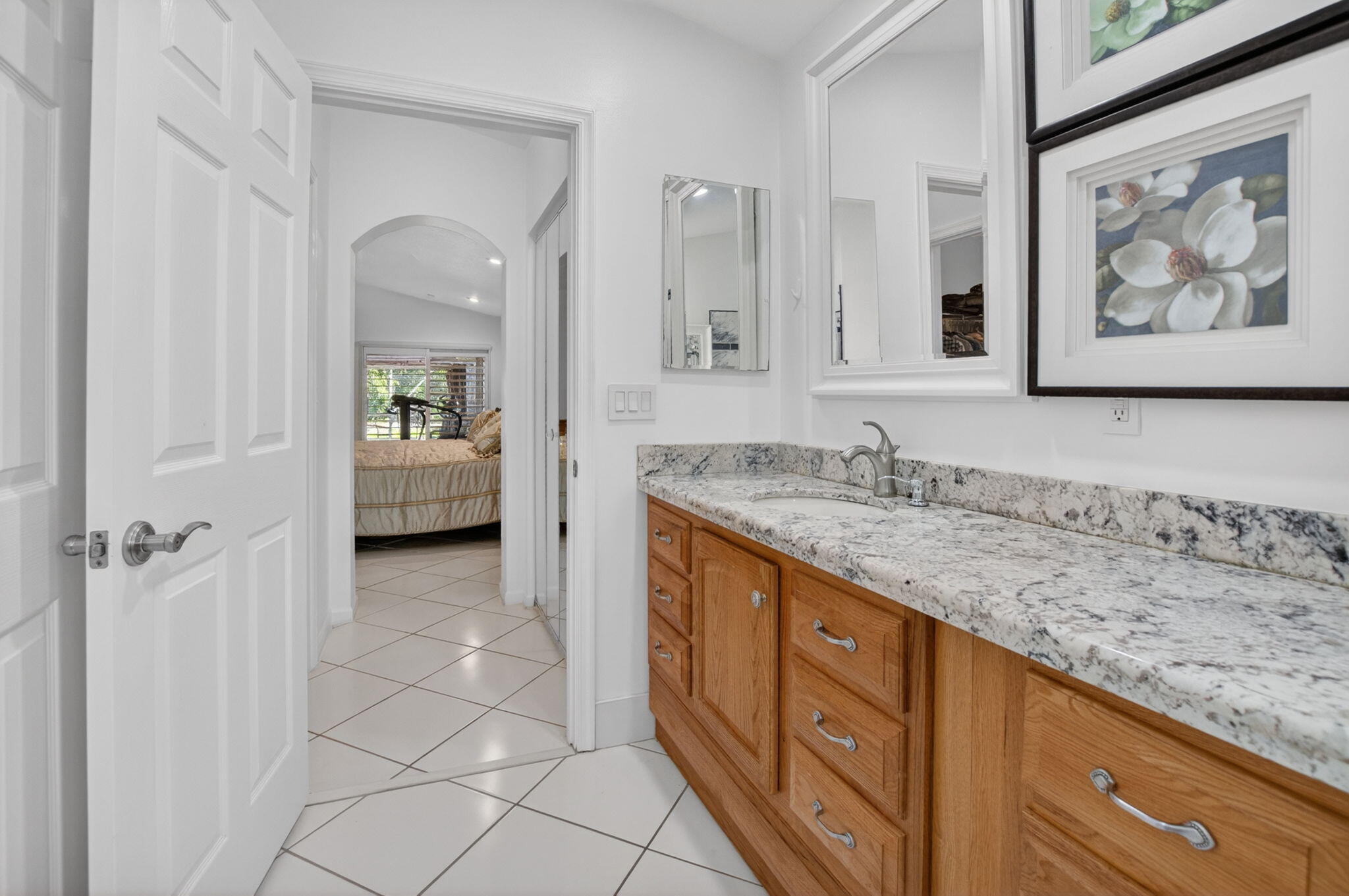 HAMPTON LAKES - Residential