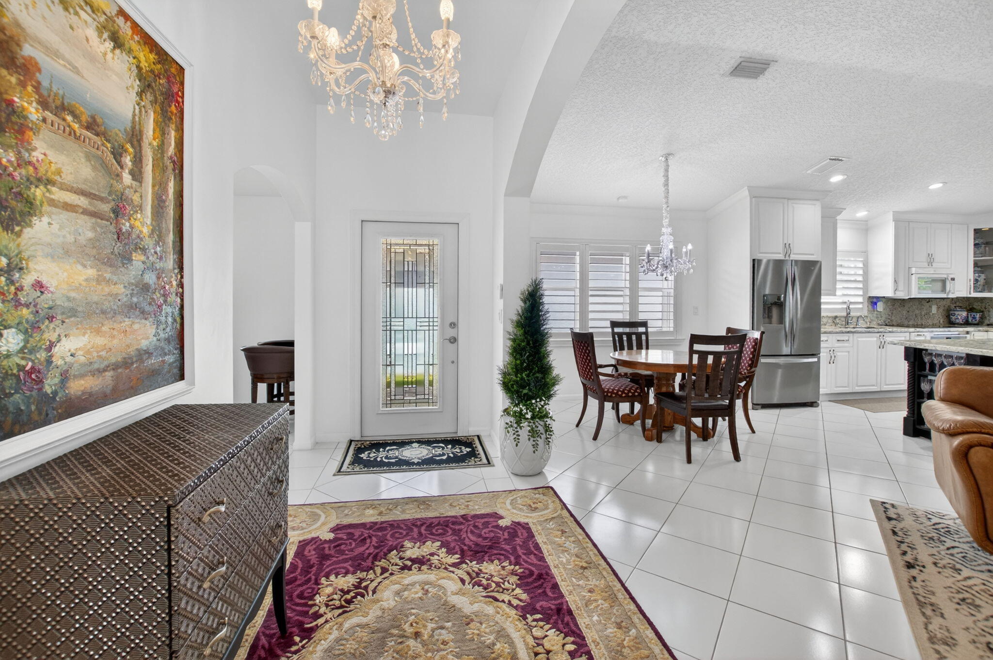 HAMPTON LAKES - Residential