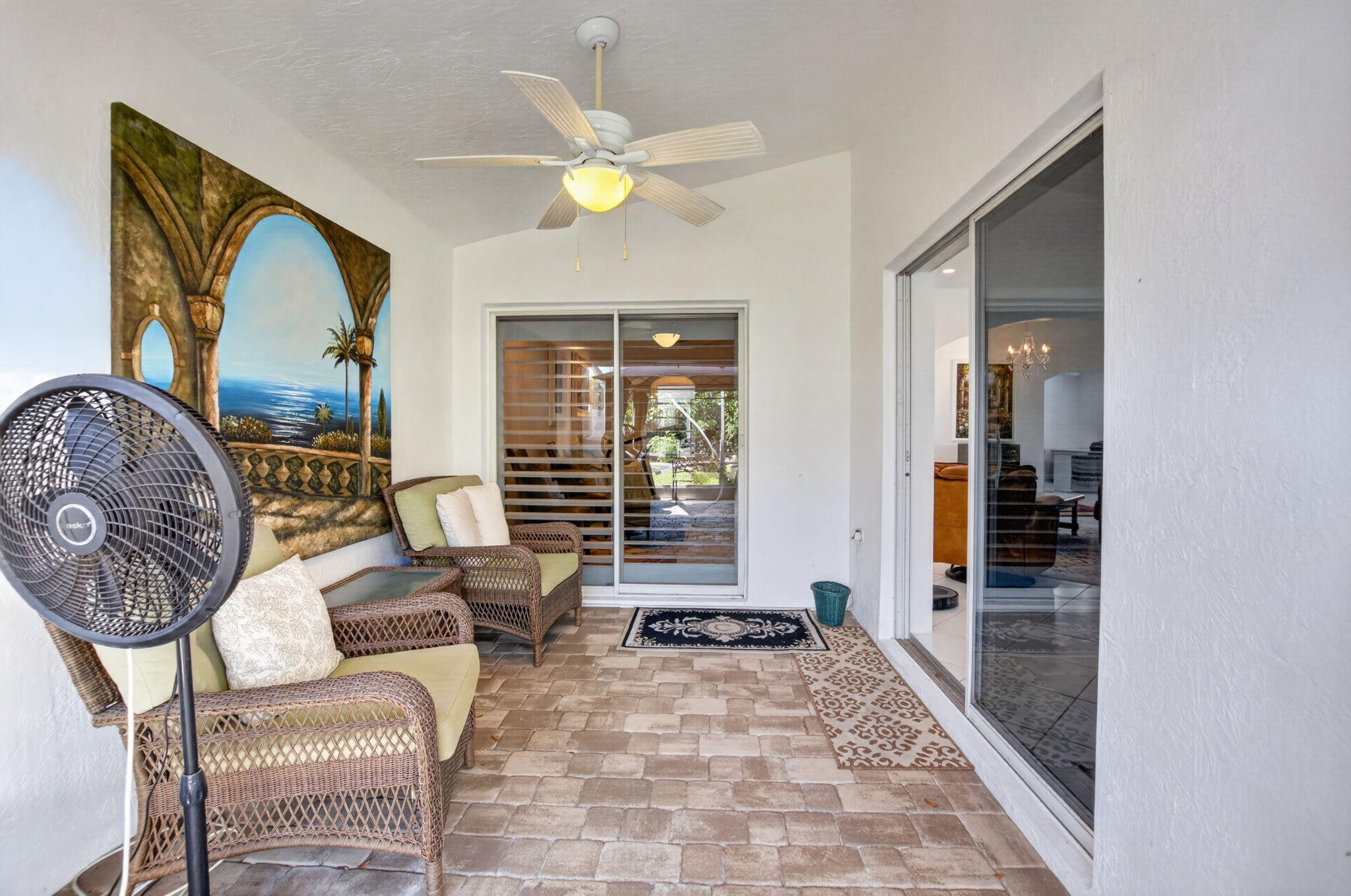 HAMPTON LAKES - Residential