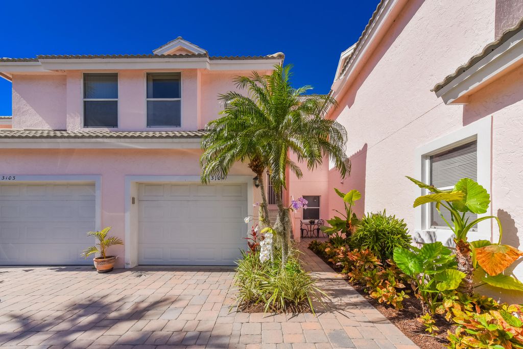 Photo of 3104 Fairway Drive N, Jupiter, FL 33477 (MLS # R10977359)