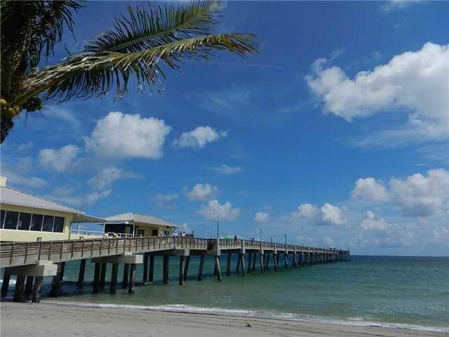 SANDPIPER WOODS TOWNHOMES - Residential