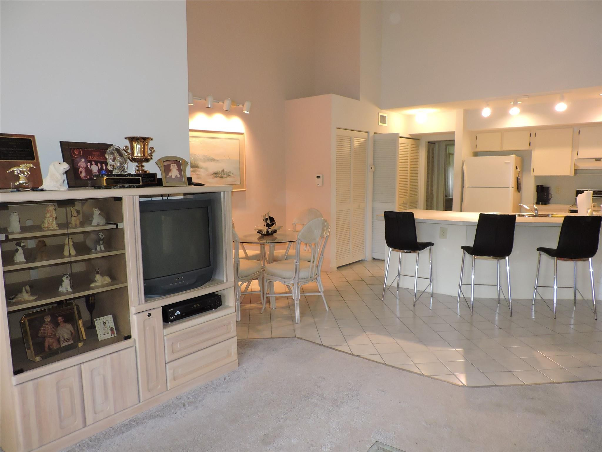 SANDPIPER WOODS TOWNHOMES - Residential