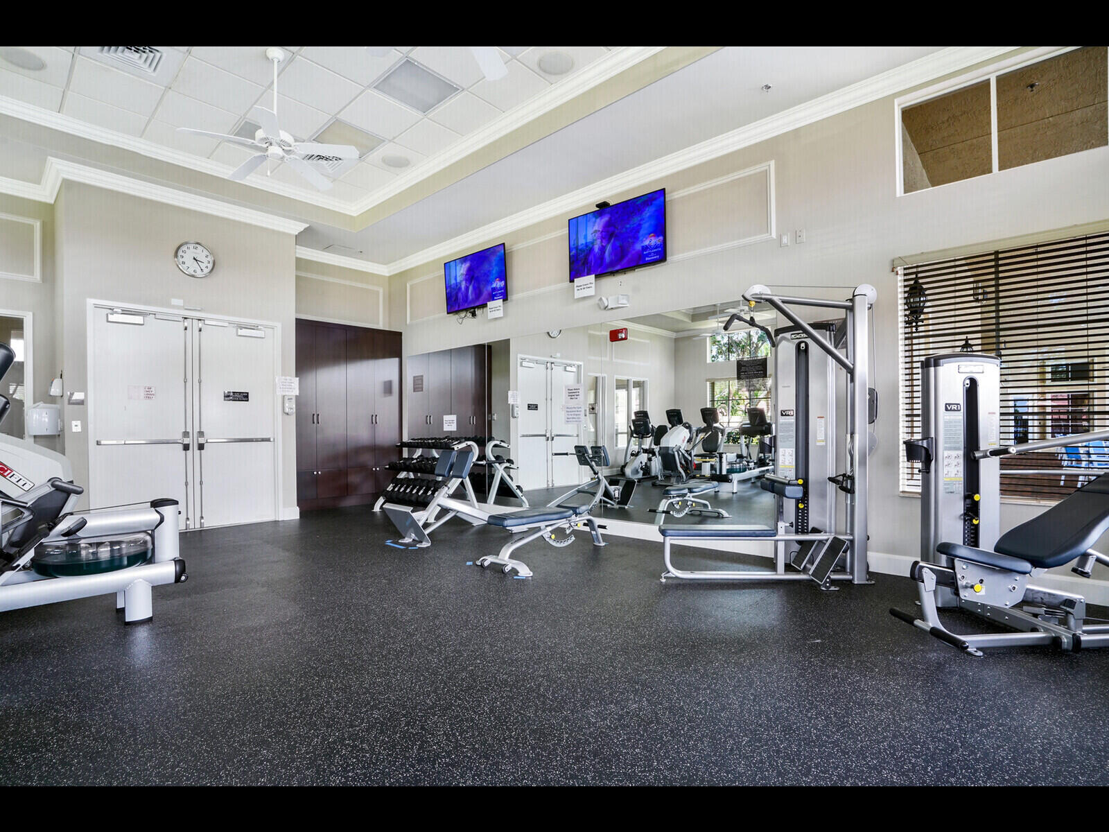TUSCANY BAY - Residential Lease