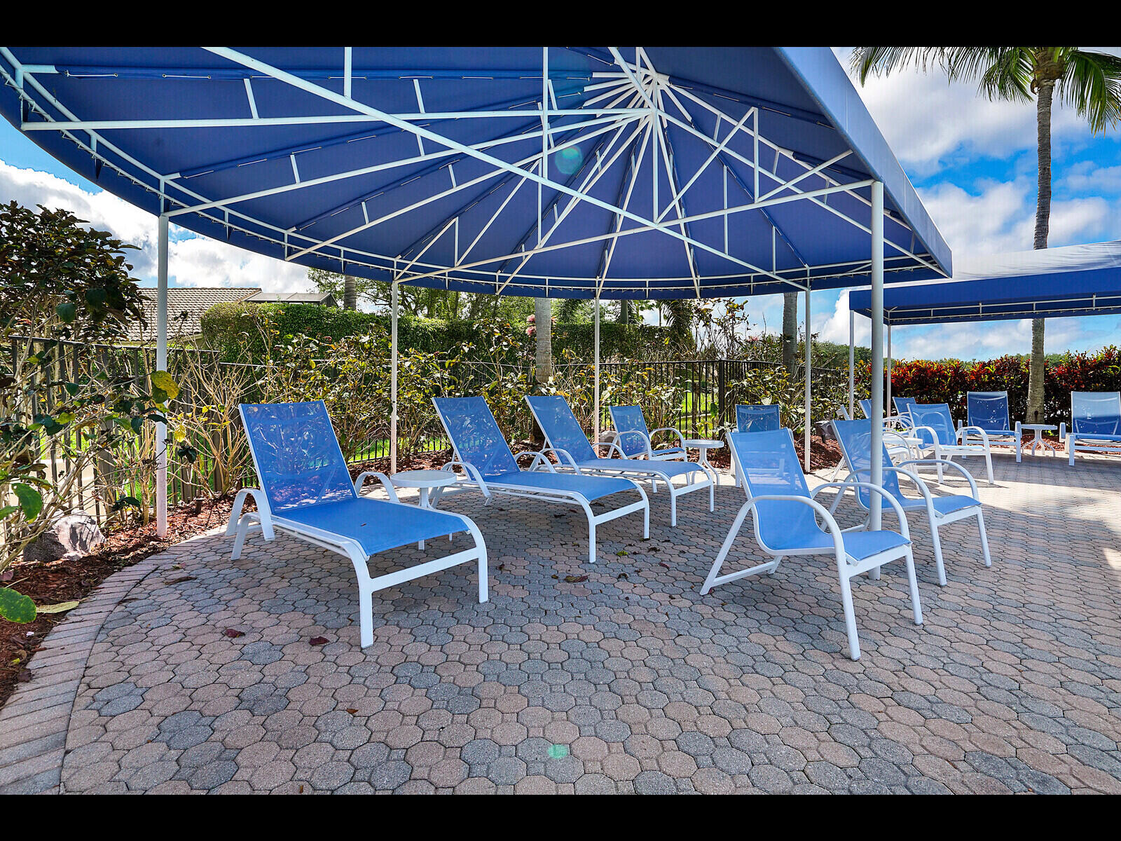 TUSCANY BAY - Residential Lease